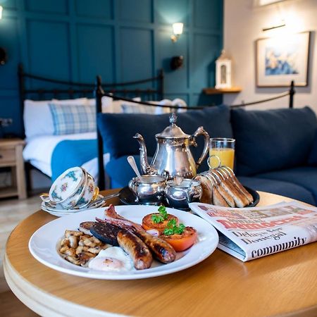The Highlands Hotel Glenties Buitenkant foto