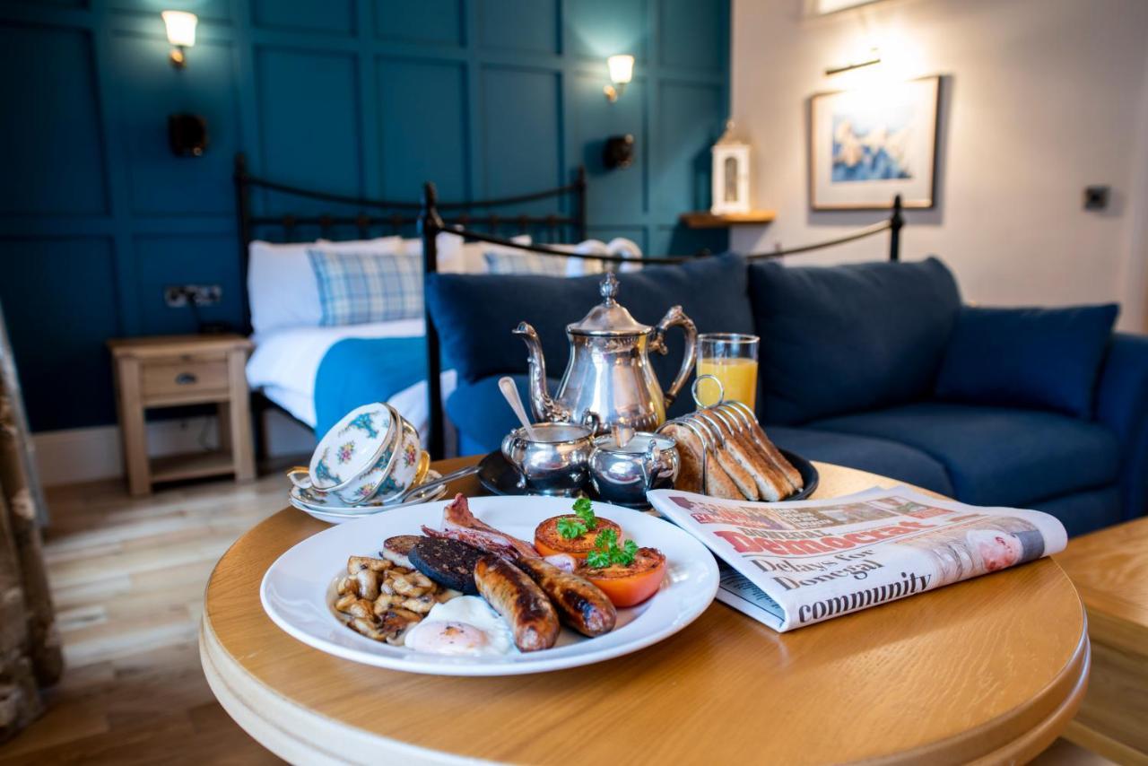 The Highlands Hotel Glenties Buitenkant foto