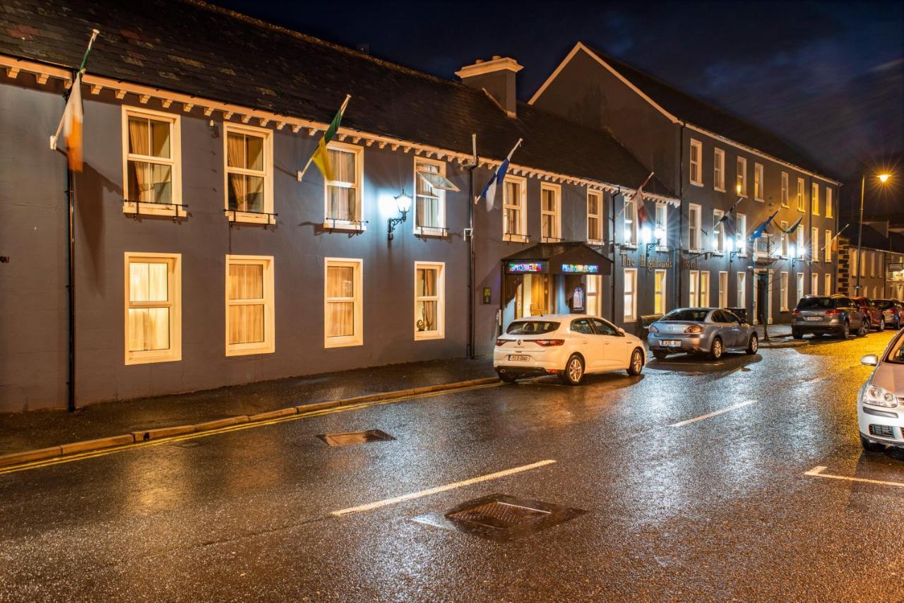 The Highlands Hotel Glenties Buitenkant foto